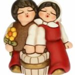 THUN - bimbi con latte in ceramica, rosso "presepe classico"