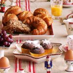 Coppa a stella media con albero "Winter Bakery Delight" di Villeroy&Boch - immagine 2